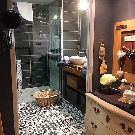 La Parenthese דירה