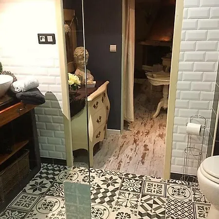 La Parenthese קסטלז'לו